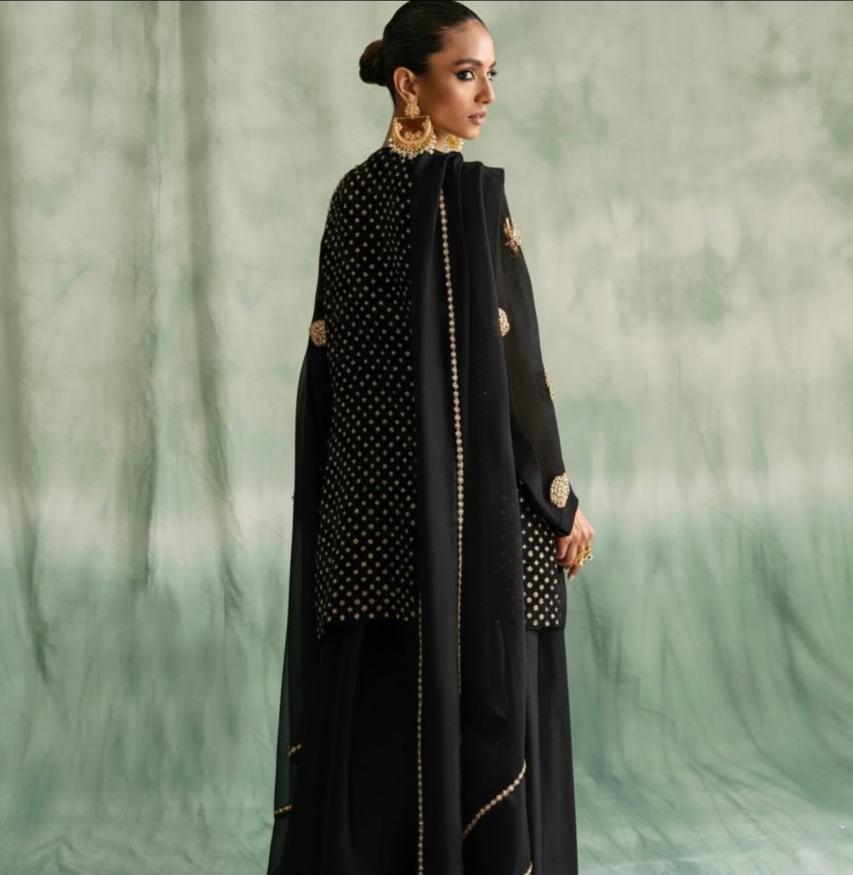 Pearls-Festive Black Edition Alizay Saad