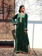 Noir Signature festive Velvet Alizay Saad