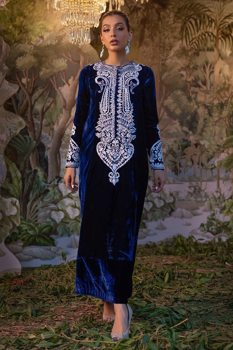 Izza Velvet Luxe Kaftan by Alizay Saad - Alizay Saad