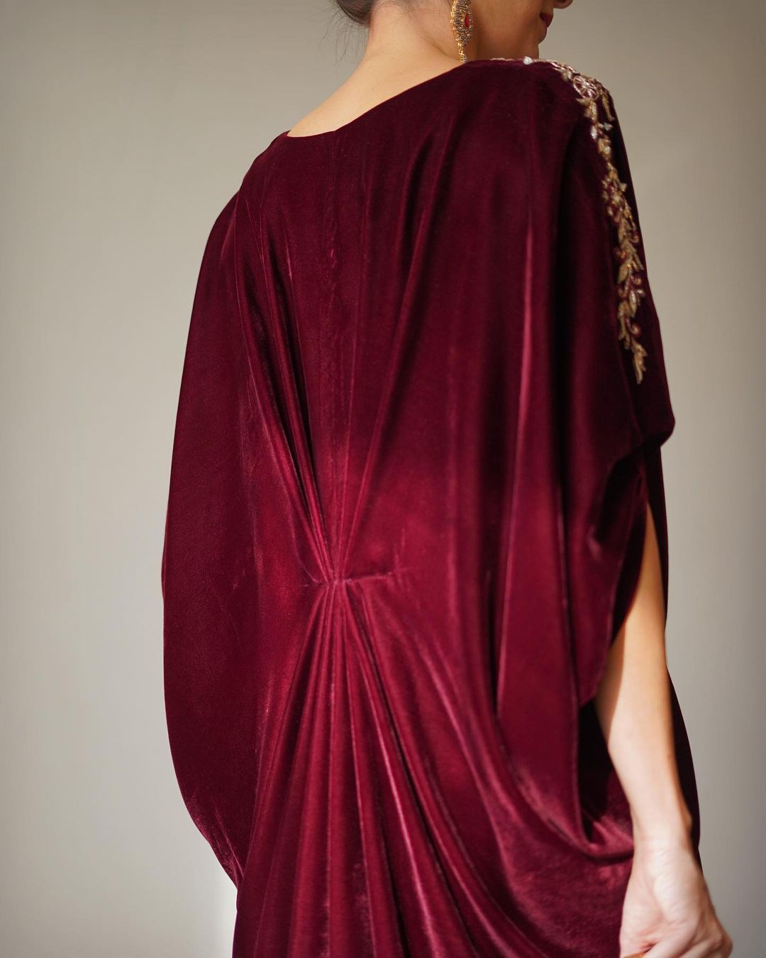 Regalia Velvet Kaftan - Semi Formal'25 - Alizay Saad