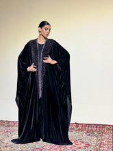 TANOF VELVET ABBAYA 2026. Alizay Saad