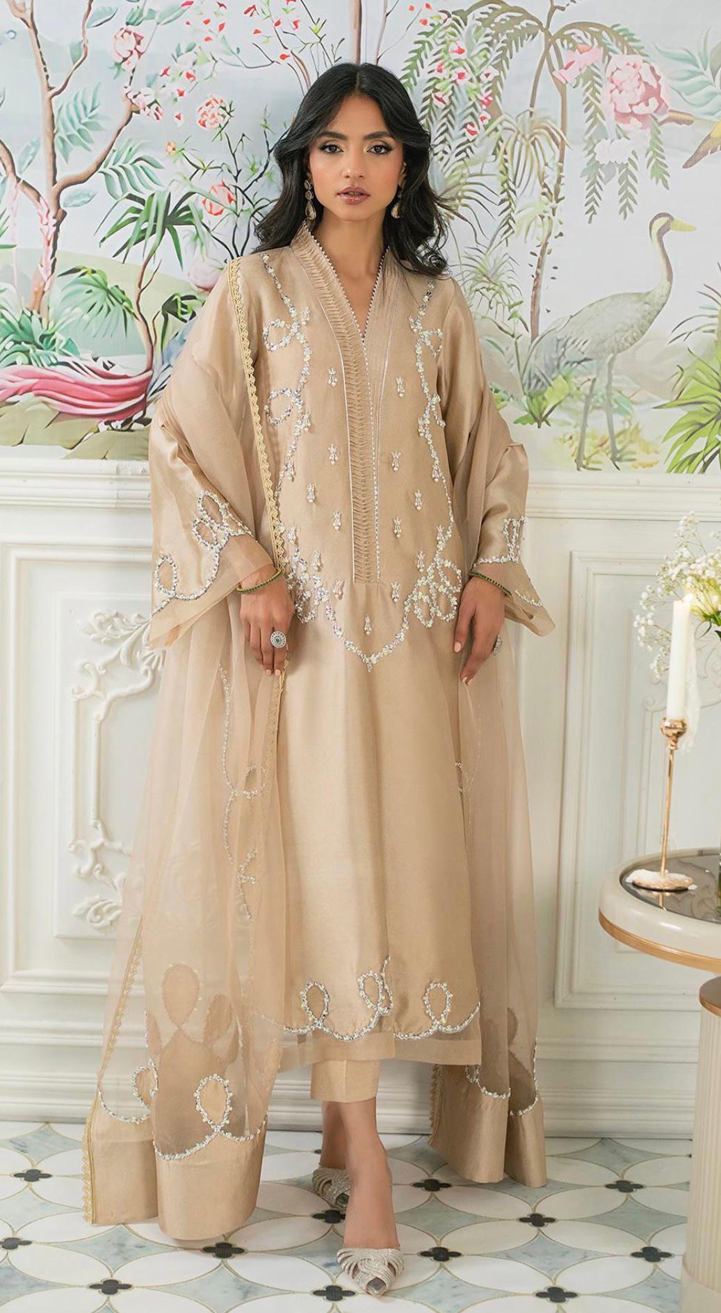 Sohani Beige Eid Series’25 by Alizay Saad - Alizay Saad