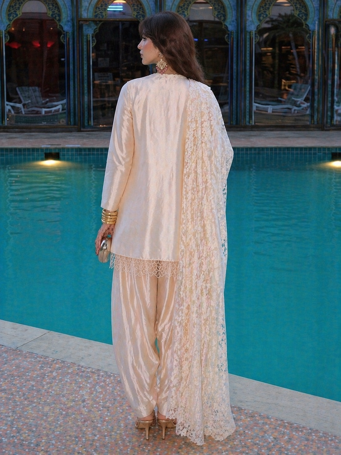 Noor Mehal Alizay Saad