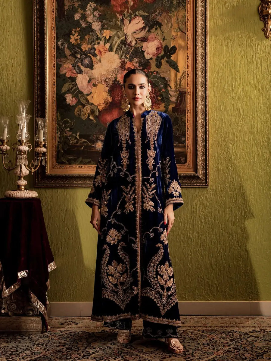 Airay Signature festive Velvet Alizay Saad