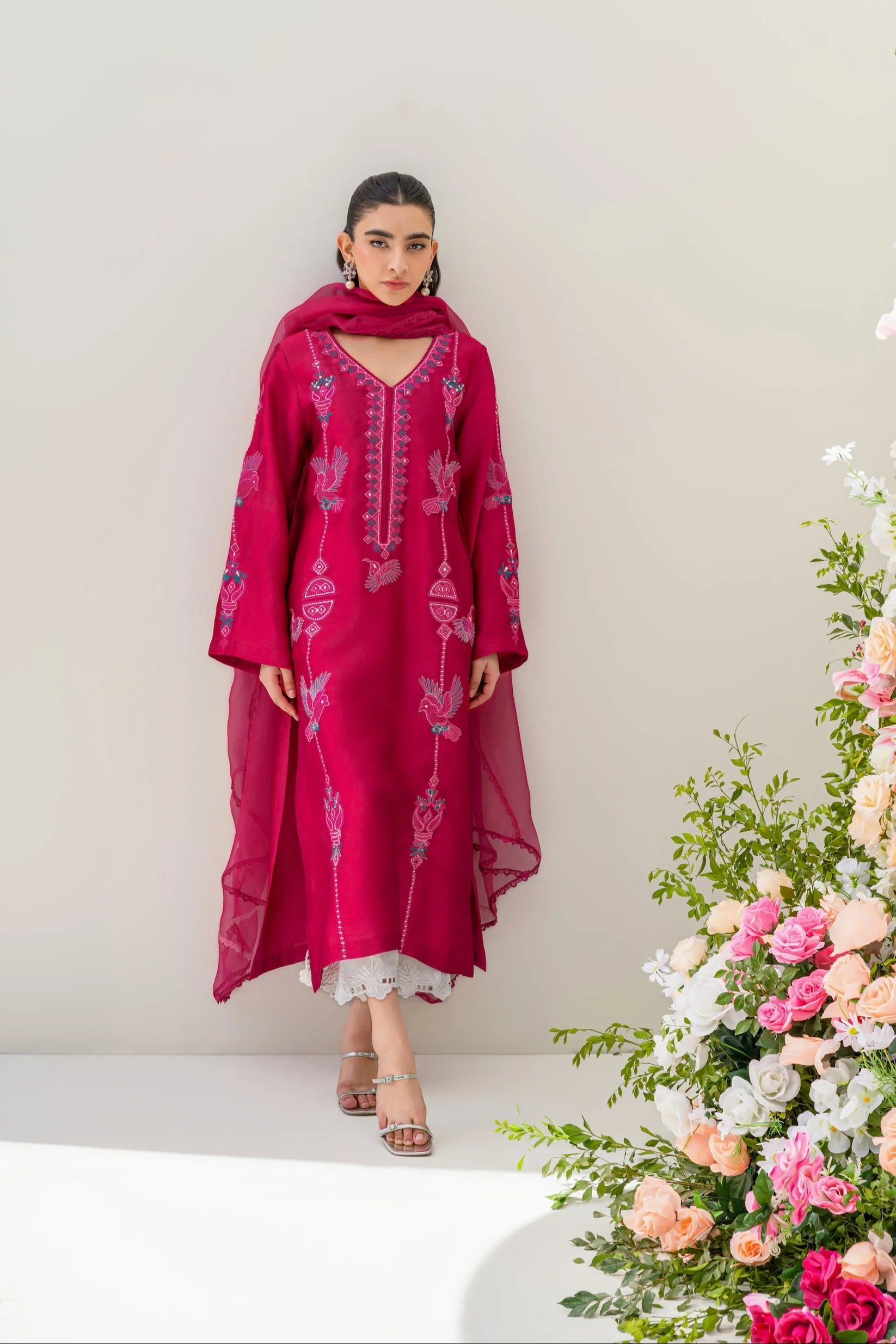 Minha by Alizay Saad Alizay Saad