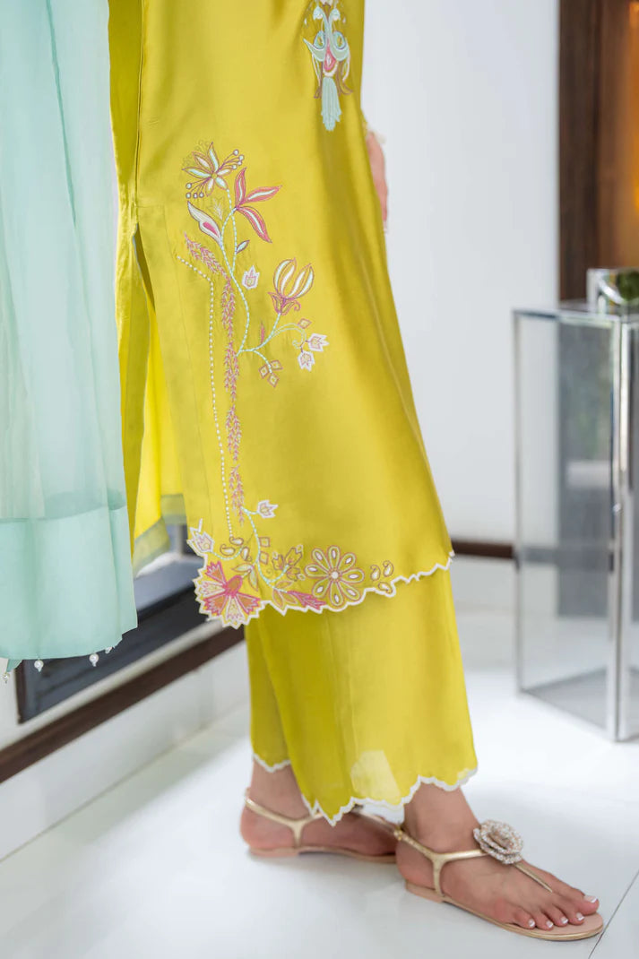 Zavia by Alizay Saad Alizay Saad