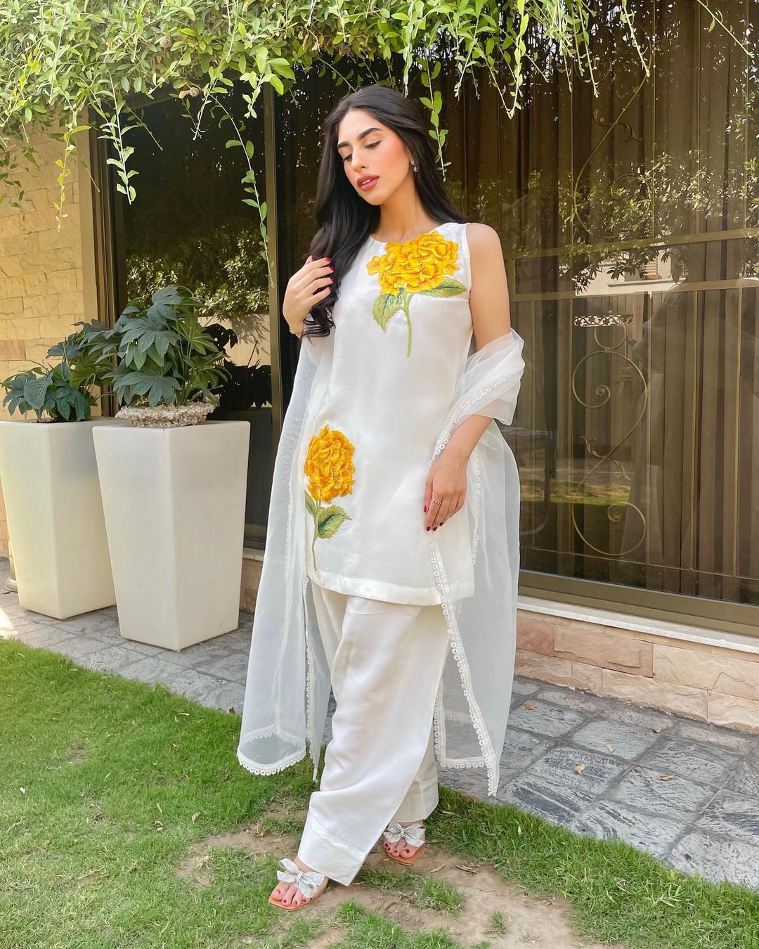 Flories White - Semi Festive'25 - Alizay Saad