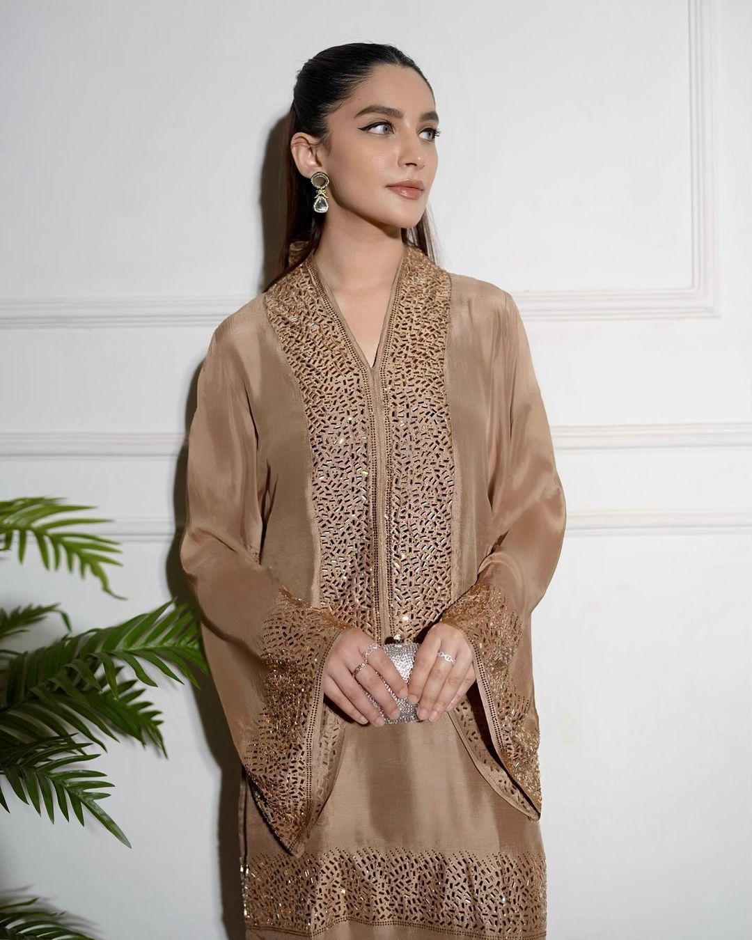 Glimmer - Semi Festive'25 - Alizay Saad