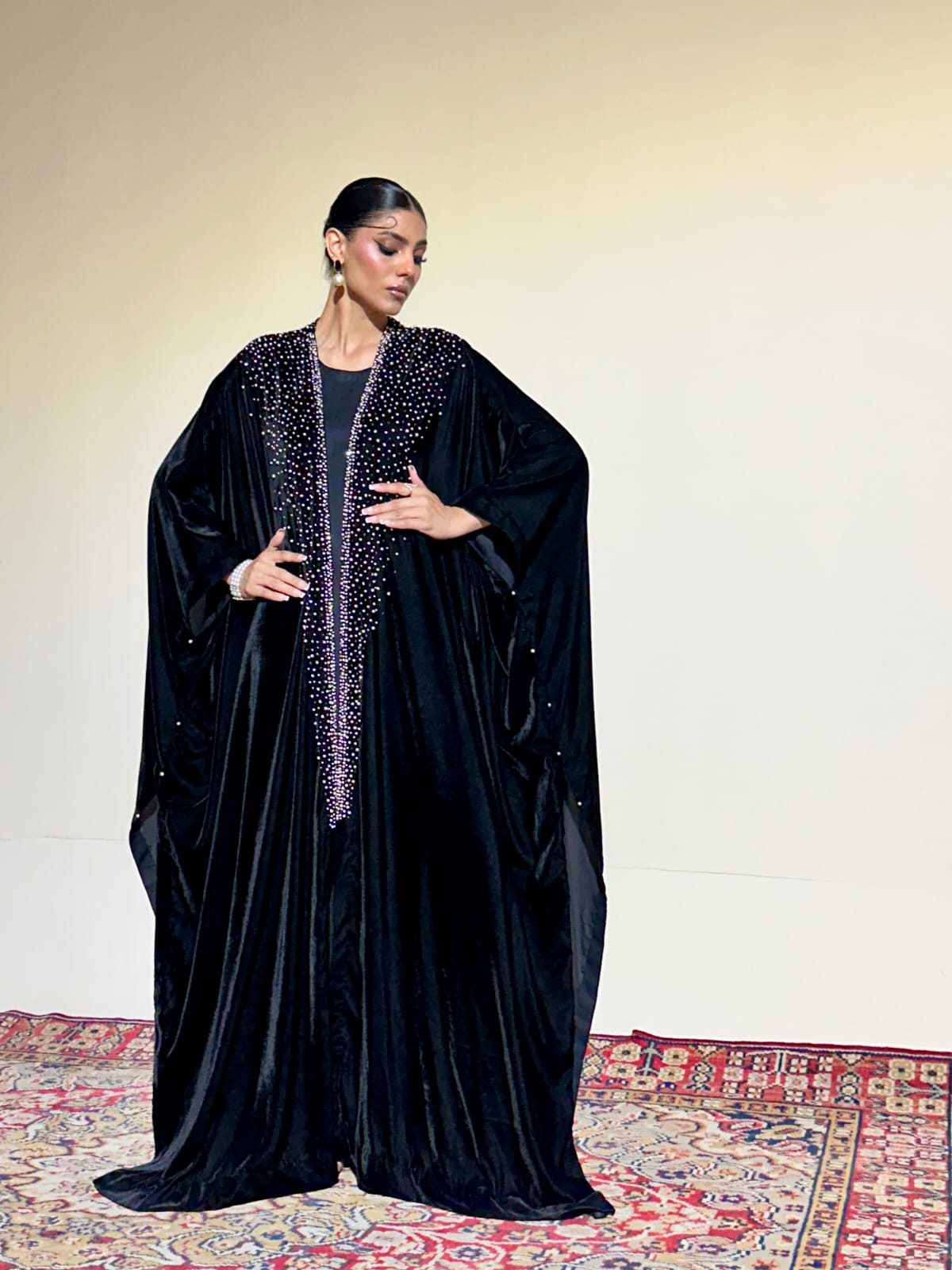 TANOF VELVET ABBAYA 2026. Alizay Saad