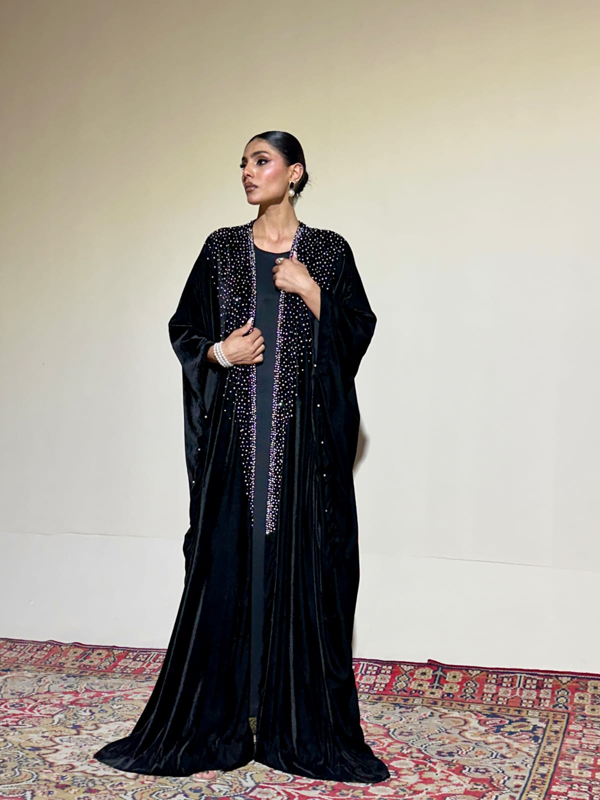 TANOF VELVET ABBAYA 2026. Alizay Saad